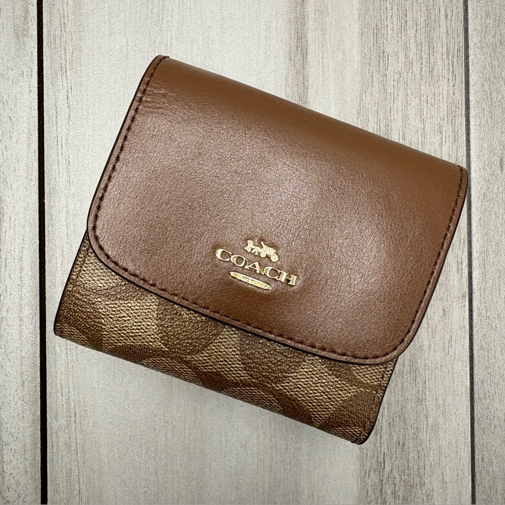 Coach Khaki Saddle Signature Small Envelope Tri-fold Wallet OS Brown Tan - Picture 2 of 7